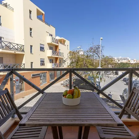 #353 T2 Pool & Terrace Apartament *