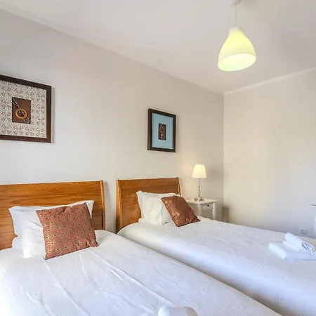 #353 T2 Pool & Terrace Apartament *